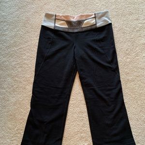 Lululemon spandex crop pants, size 8
